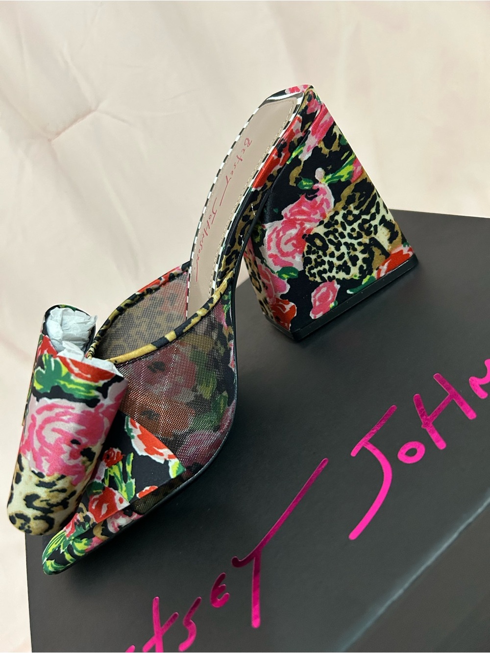 Betsey Johnson Floral & Leopard Bow Block Heel Mules - Pink Black Green - Picture 4 of 6